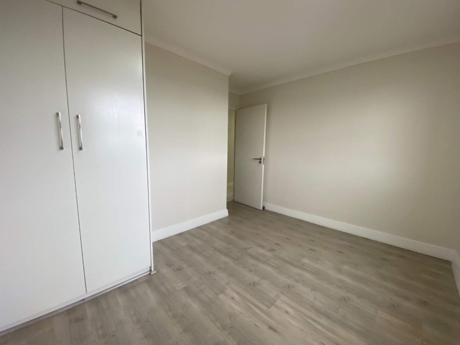 2 Bedroom Property for Sale in Zonnebloem Western Cape